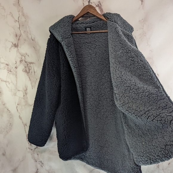 BDG Coat Women Medium Large Black Teddy Sherpa Jacket Oversized Carmella - Picture 11 of 12